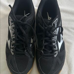 Mizuno  Black Athletic Trainers with White Accents